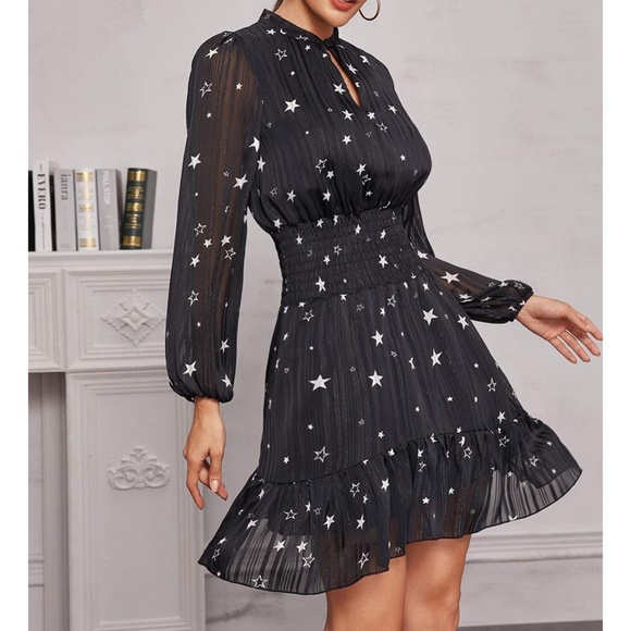 Black Stars Print Shirred Waist Flounce Dress - Picture 4 of 6